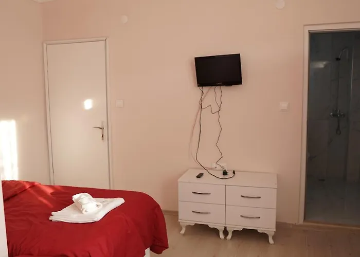 Ayberk Pansiyon * Çanakkale